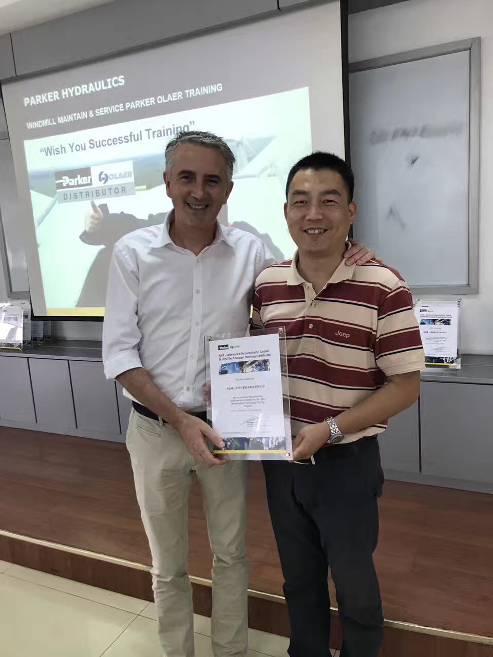 Parker液壓培訓(xùn)順利通過，畜能器；冷卻器；維修；購買可以聯(lián)絡(luò)我們