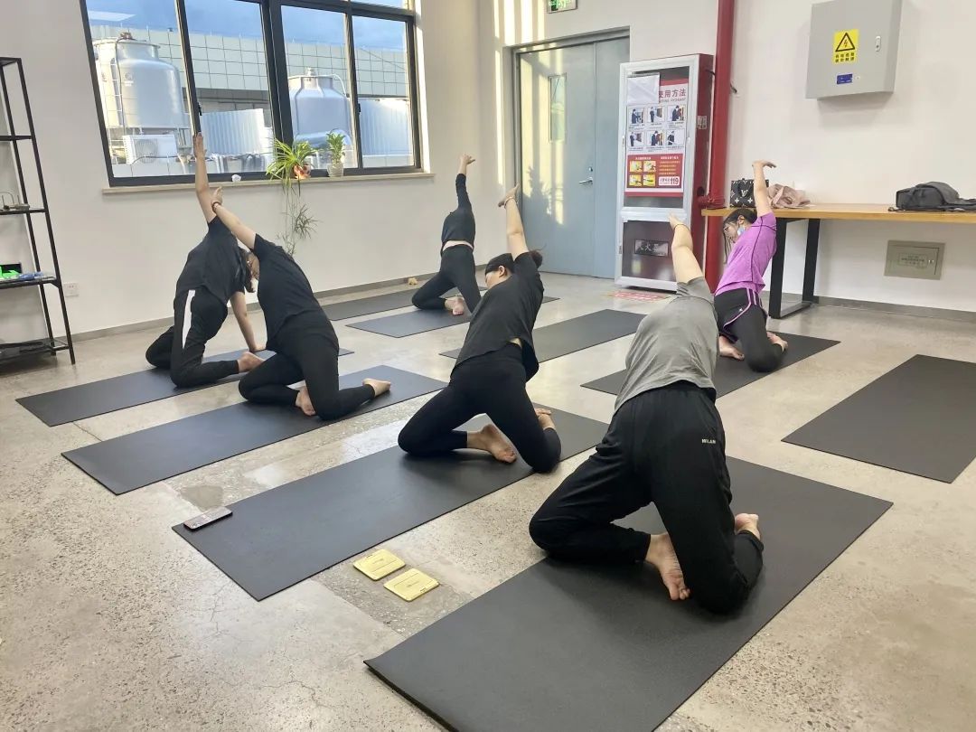 夏日炎炎， 中泰“瑜”你攜手同行