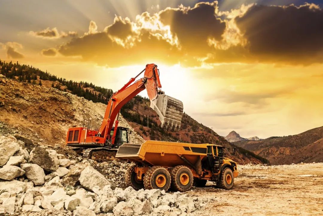 派克漢尼汾Parker: 前沿的挖掘機(jī)設(shè)計(jì)，從容應(yīng)對(duì)挑戰(zhàn)！